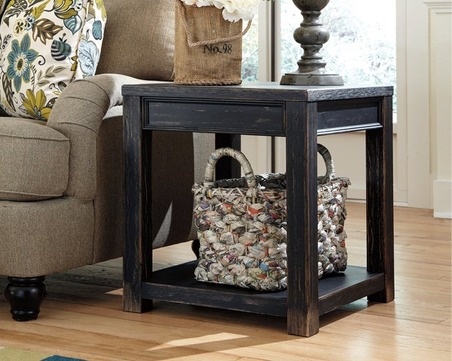 Gavelston Signature Design by Ashley End Table